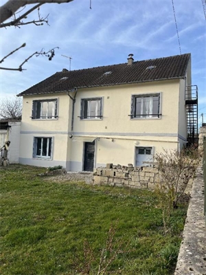 maison à la vente -   02200  SOISSONS, surface 105 m2 vente maison - UBI470136707